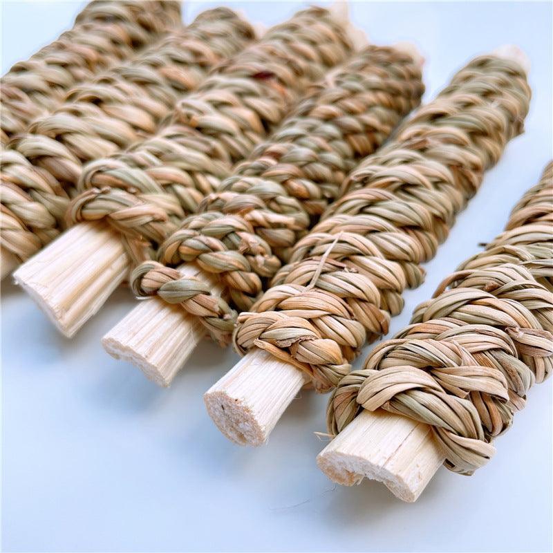 Bamboo Bliss Straw Molar Toy - Natural Water Grass And Sweet Bamboo Small Pet Grinding Toy Dog Hugs Cat
