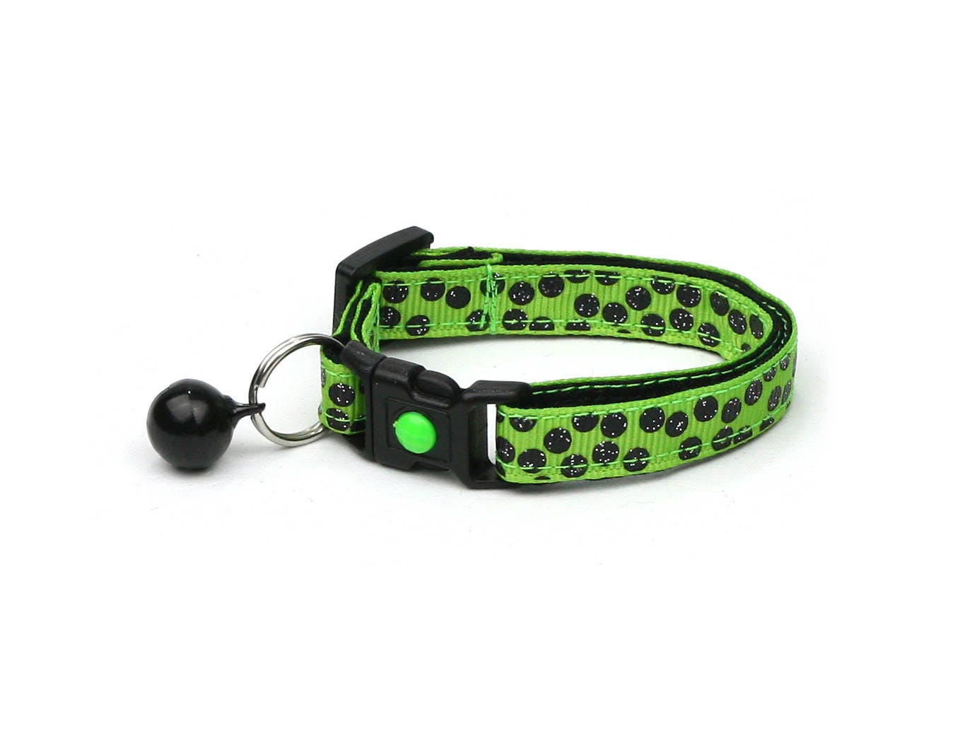 Black Dots on Bright Green Cat Collar Pugs2Persians